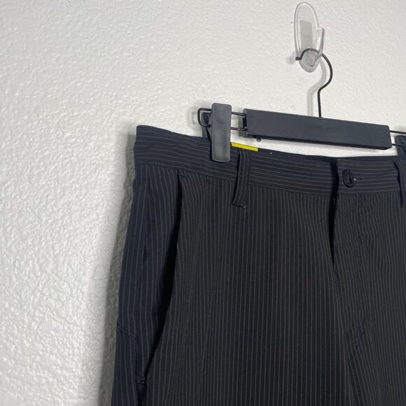 Volcom Mens Shorts Size 32 Black Striped Pin Striped Print Chino Casual Wear - Picture 8 of 14